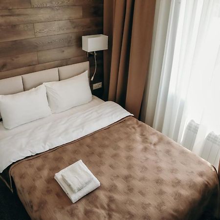 7 Boutique Hotel Ustʼ-Kamenogorsk 외부 사진