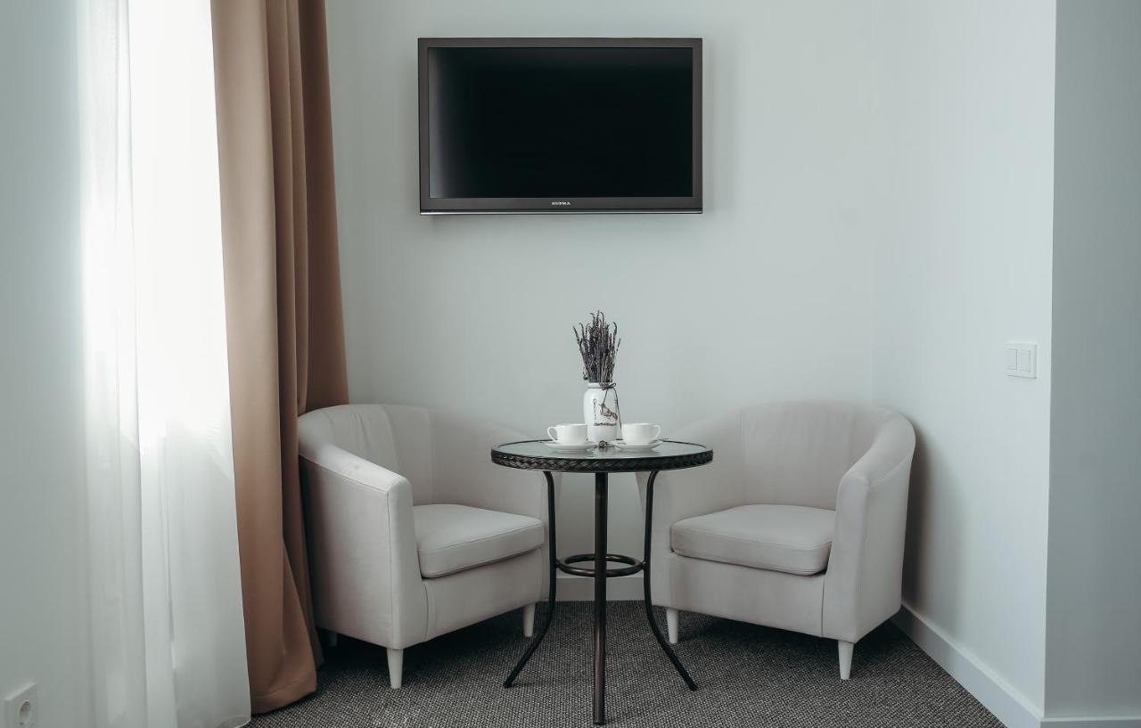 7 Boutique Hotel Ustʼ-Kamenogorsk 외부 사진