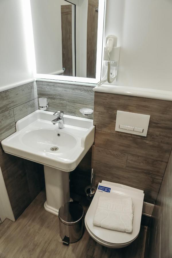 7 Boutique Hotel Ustʼ-Kamenogorsk 외부 사진